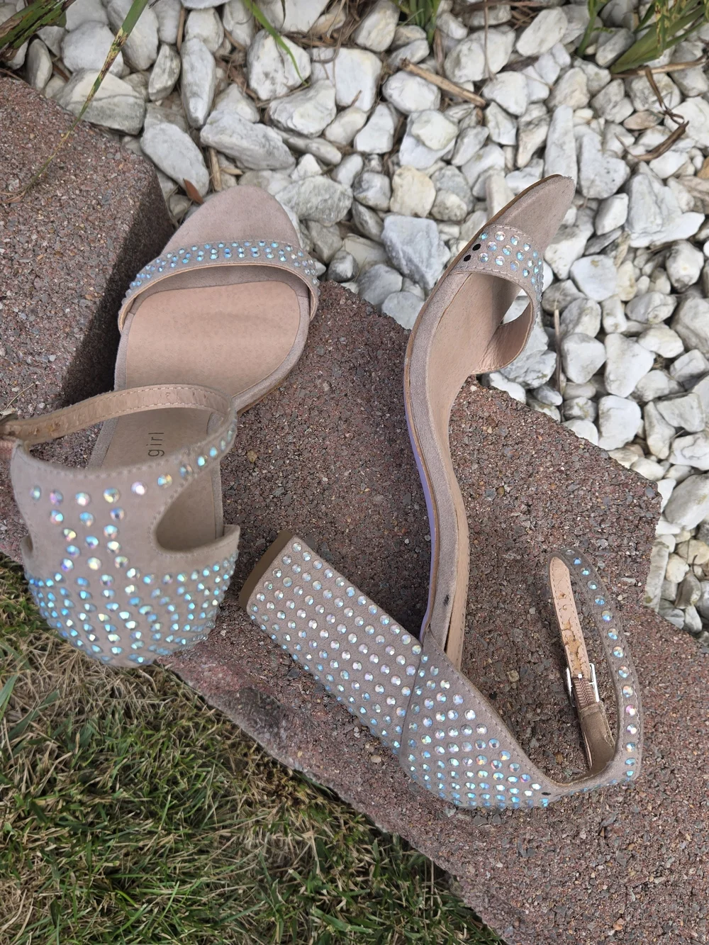 Madden Girl Beella-1 Rhinestone Ankle Strap Block Heel Sandals Nude/AB Size 8.5 - Picture 4 of 7